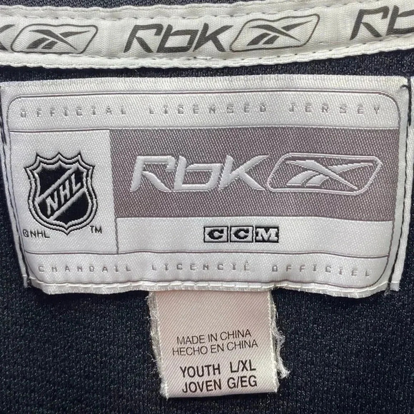 Youth L/XL NHL Pittsburgh Penguins Jersey - Picture 4 of 5